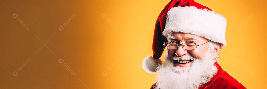 Papai Noel realmente sorridente
