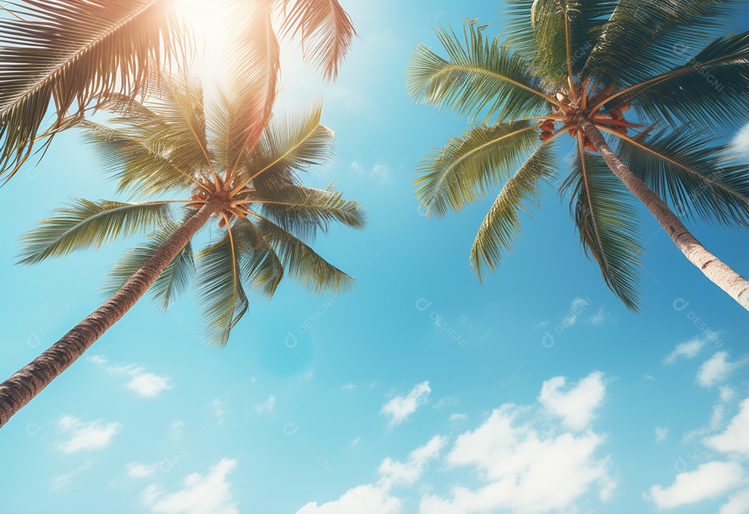 Céu azul e palmeiras vista de baixo, estilo vintage, praia tropical e fundo de verão, imagem realista do conceito de viagem
