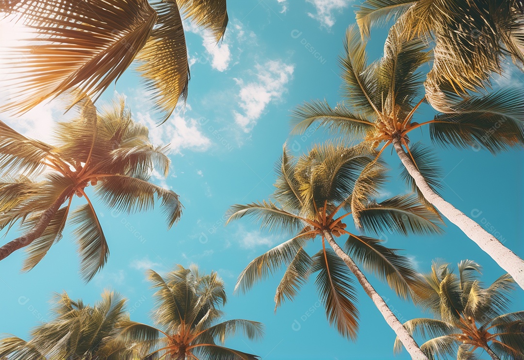 Céu azul e palmeiras vista de baixo, estilo vintage, praia tropical e fundo de verão, imagem realista do conceito de viagem