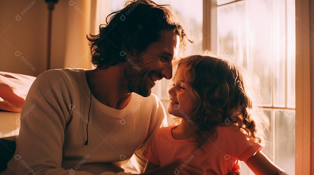Pai lendo livro com a filha