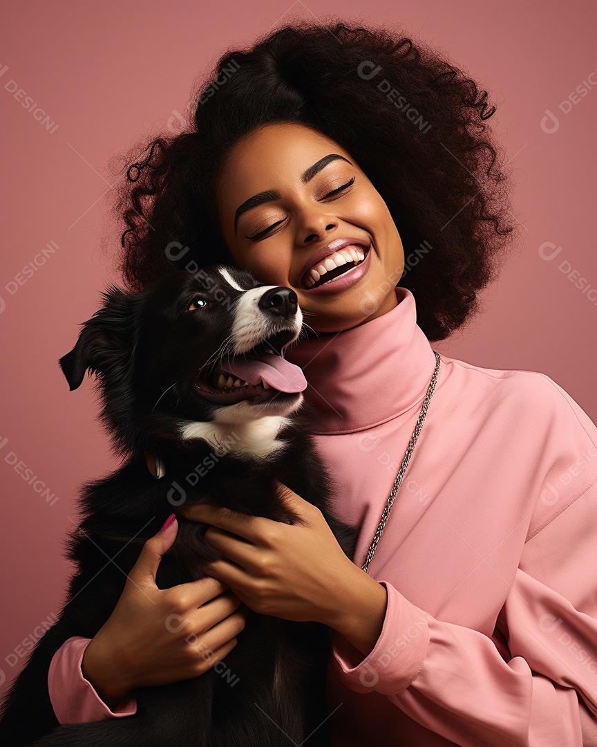 Uma mulher negra com seu cachorro acariciando seu cachorro em um fundo colorido