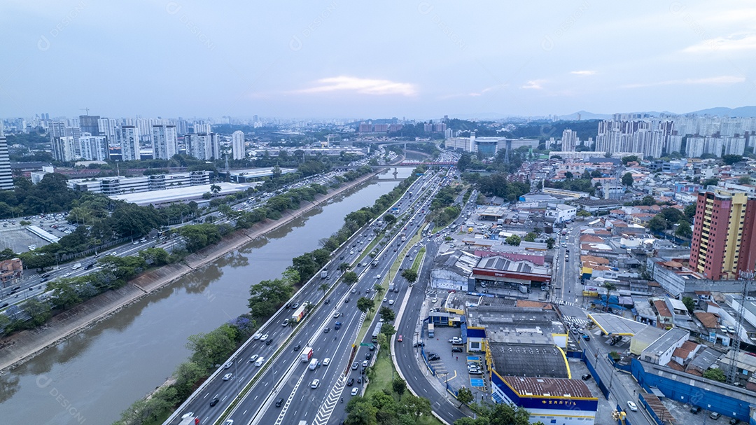 Vista aérea da Marginal Tietê na Freguesia Do O. Em São Paulo, SP.
