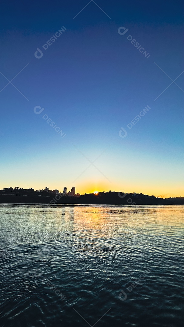 Foto tirada no Rio Iguaçu.