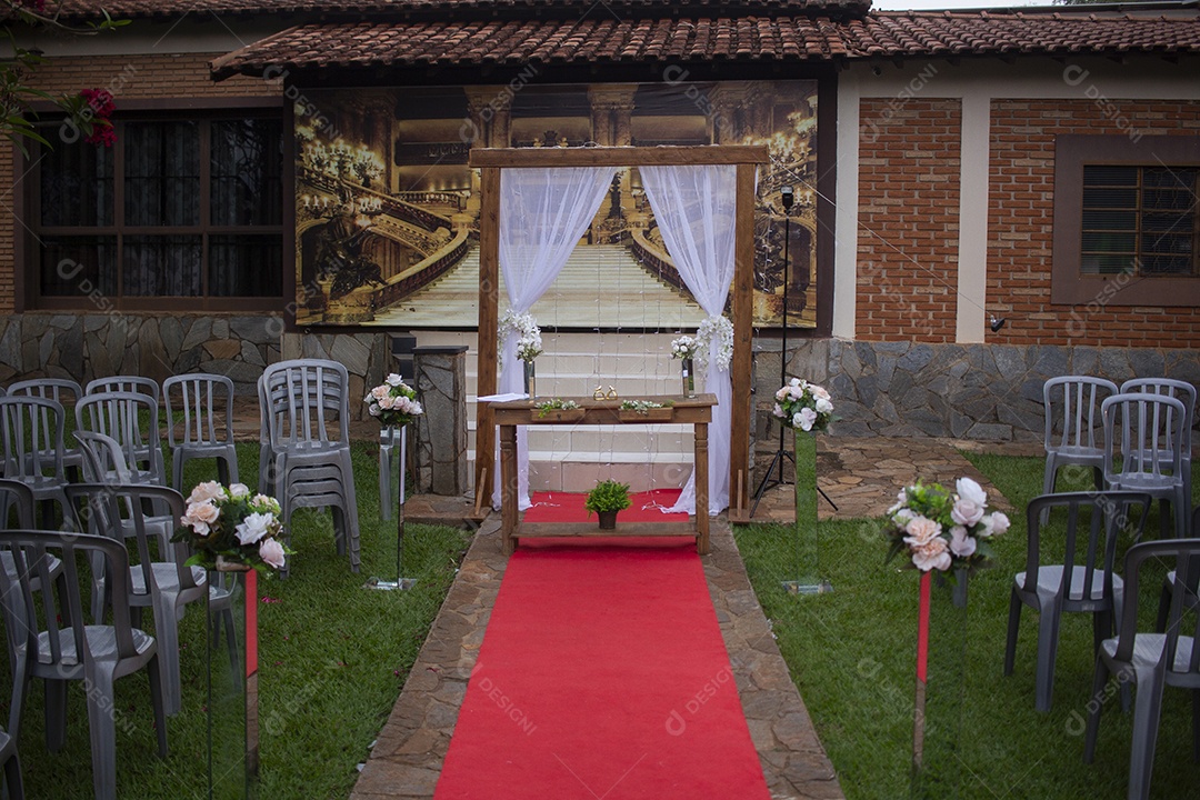Linda decoração de casamento sobre fundo desfocado