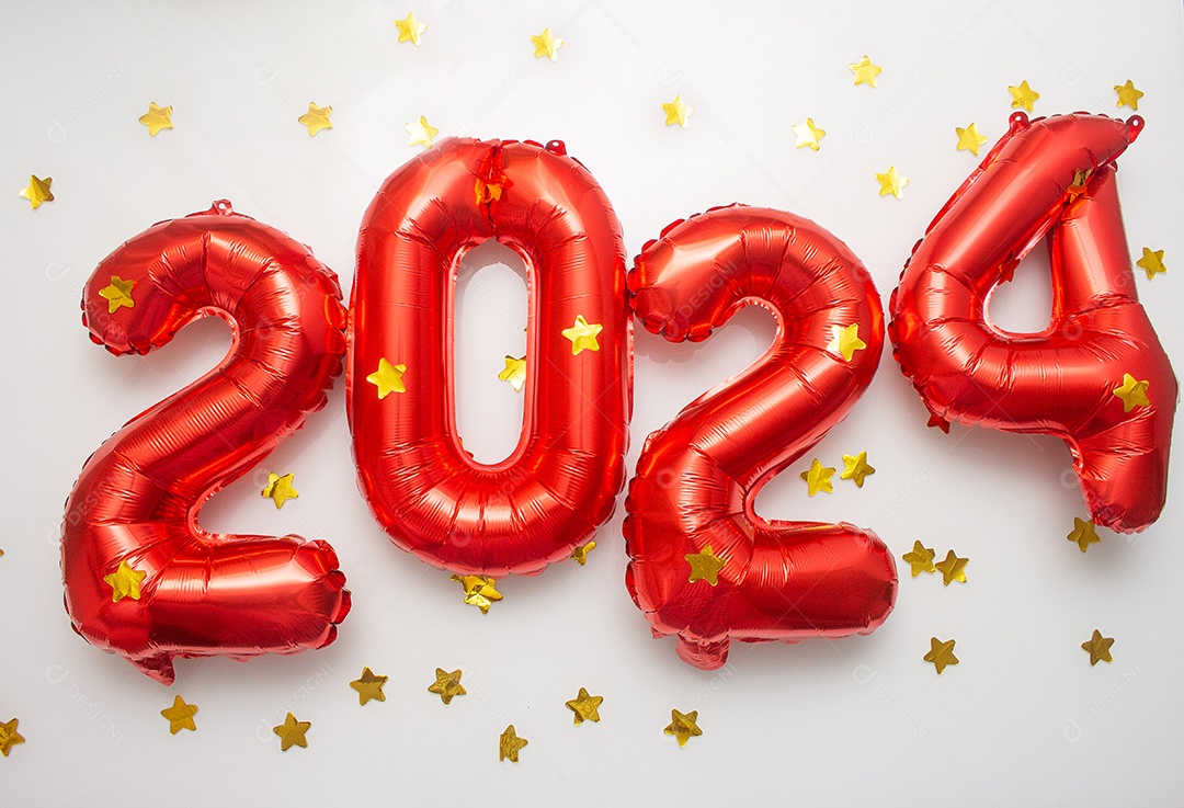 2024 escrito com letras vermelhas em um fundo branco com estrelas douradas