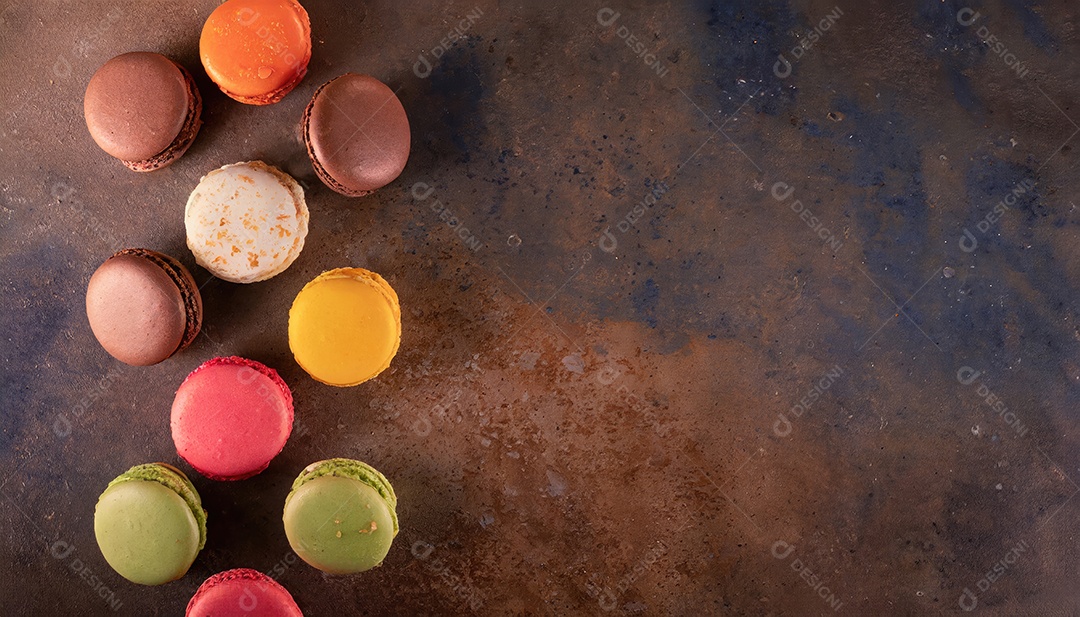 Macarons variados coloridos, fotografia de comida