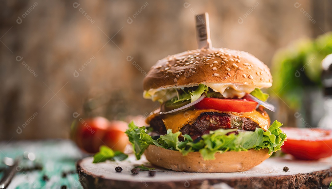 Um suculento hambúrguer, artesão, rústico