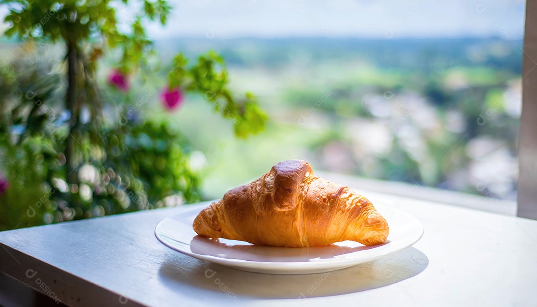 Um delicioso Croissant, artesão, rústico