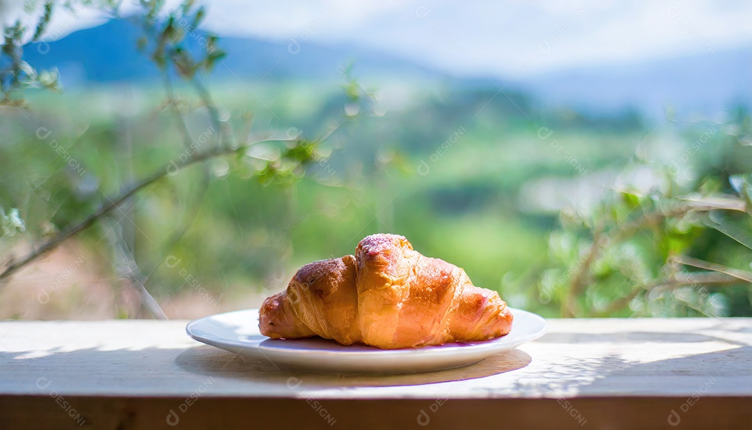 Um delicioso Croissant, artesão, rústico
