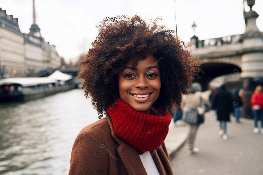 Mulher negra turística de Paris