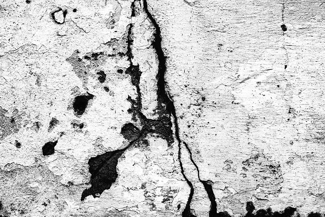 Textura, parede, concreto, pode ser usado como fundo. Fragmento de parede com arranhões e rachaduras