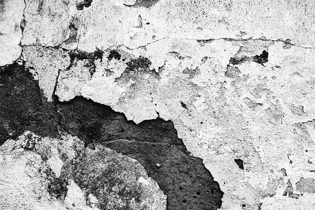 Textura, parede, concreto, pode ser usado como fundo. Fragmento de parede com arranhões e rachaduras