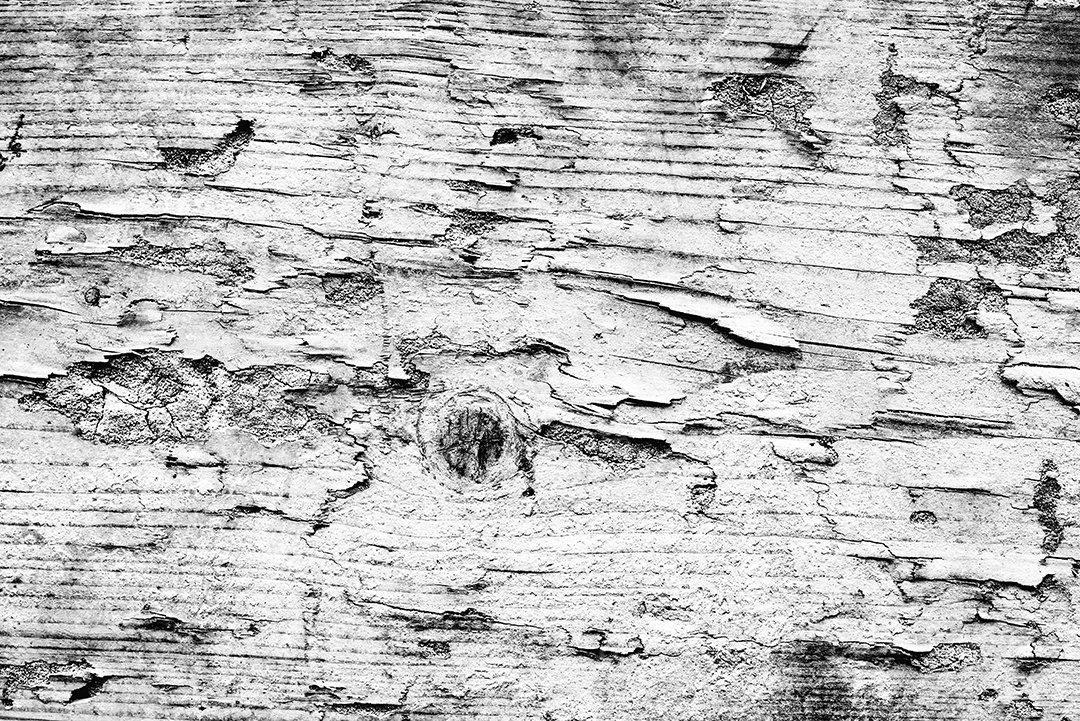 Fundo de textura de madeira. Textura de madeira velha com tinta descascada branca