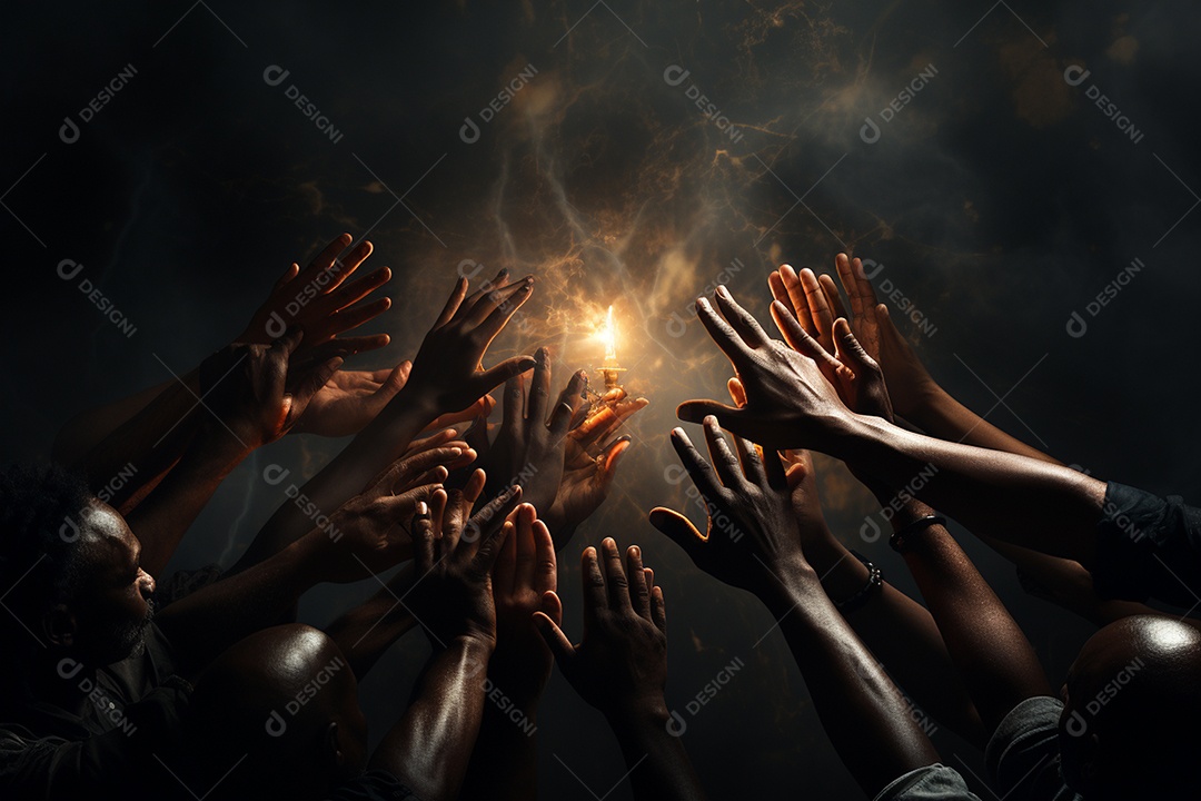 Trabalhando juntos o conceito de trabalho em equipe com as mãos unidas