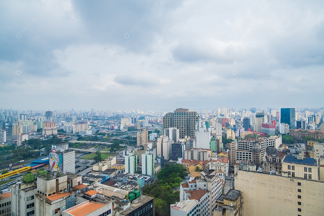 vista de prédios no centro de São Paulo