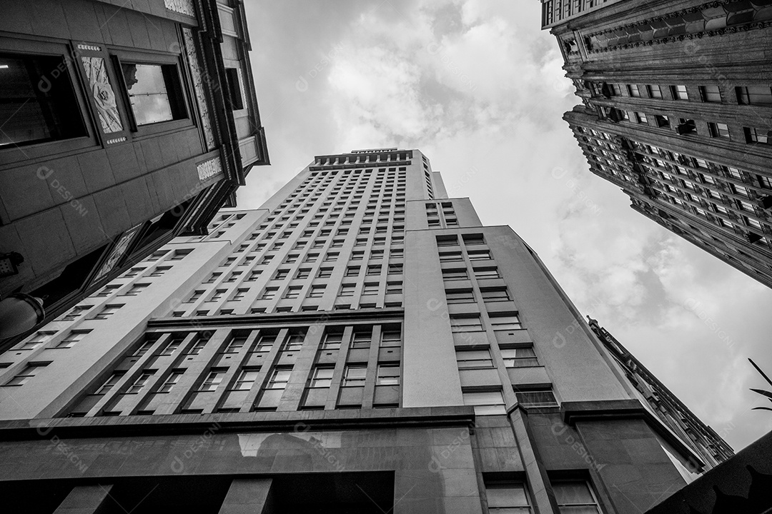 Edifício do Banco monumento tombado no centro de São Paulo