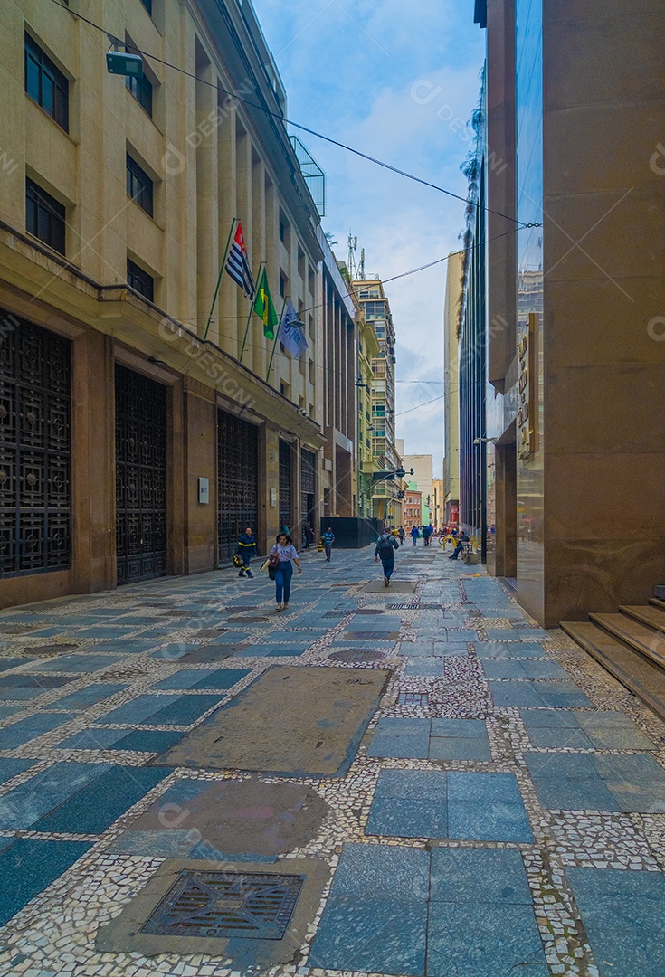 Vista de ruas e prédios do centro de São Paulo