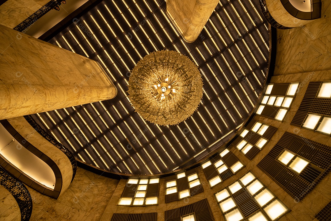 Teto do famoso edifício do centro da cidade Farol Santander