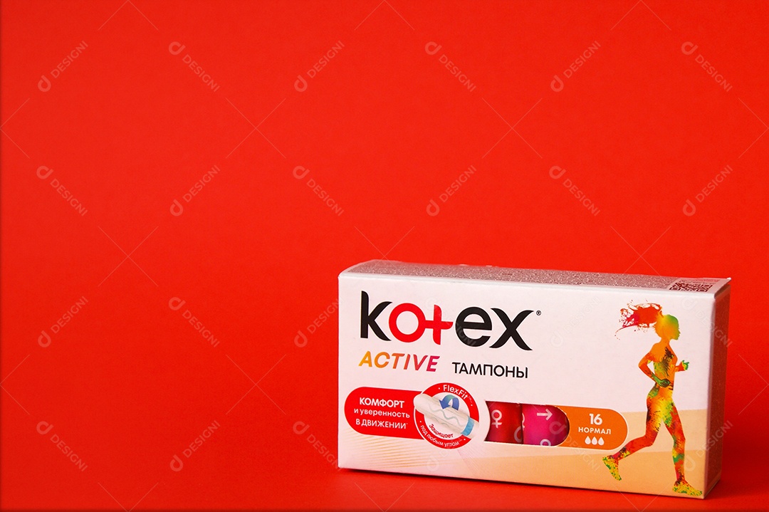 Caixa de absorvente kortex ob interno sobre fundo vermelho