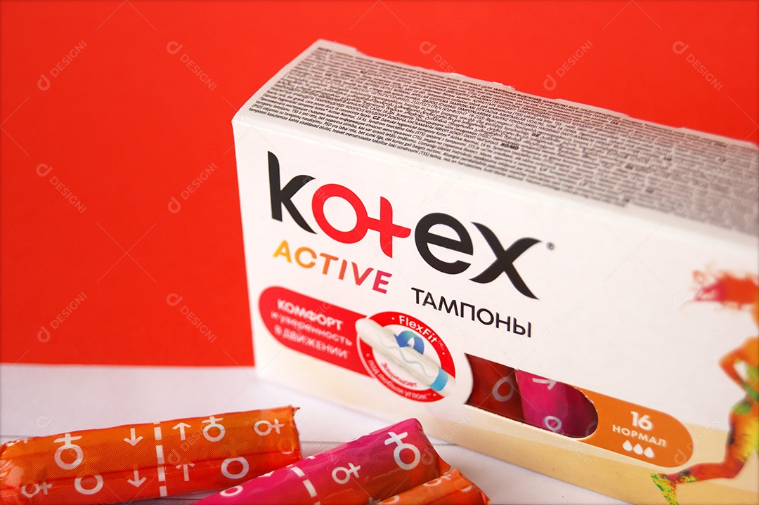 Caixa de absorvente kortex ob interno sobre fundo vermelho