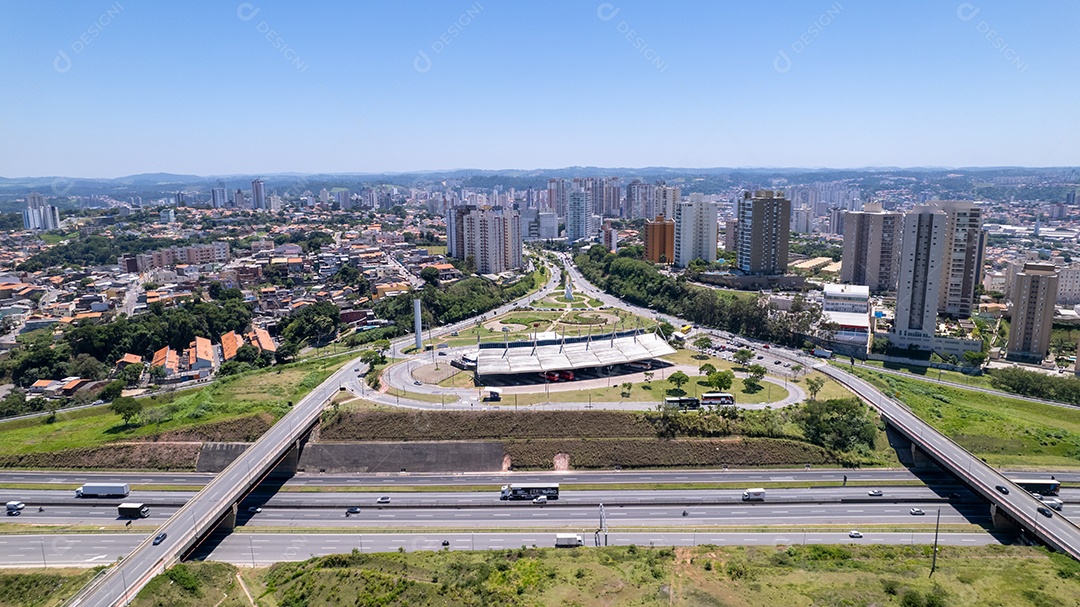 Vista aérea da cidade e rodoviaria de jundiaí.