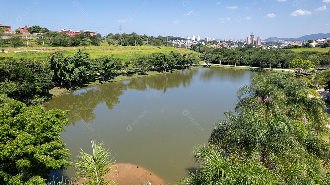 Lago do parque de jundai.