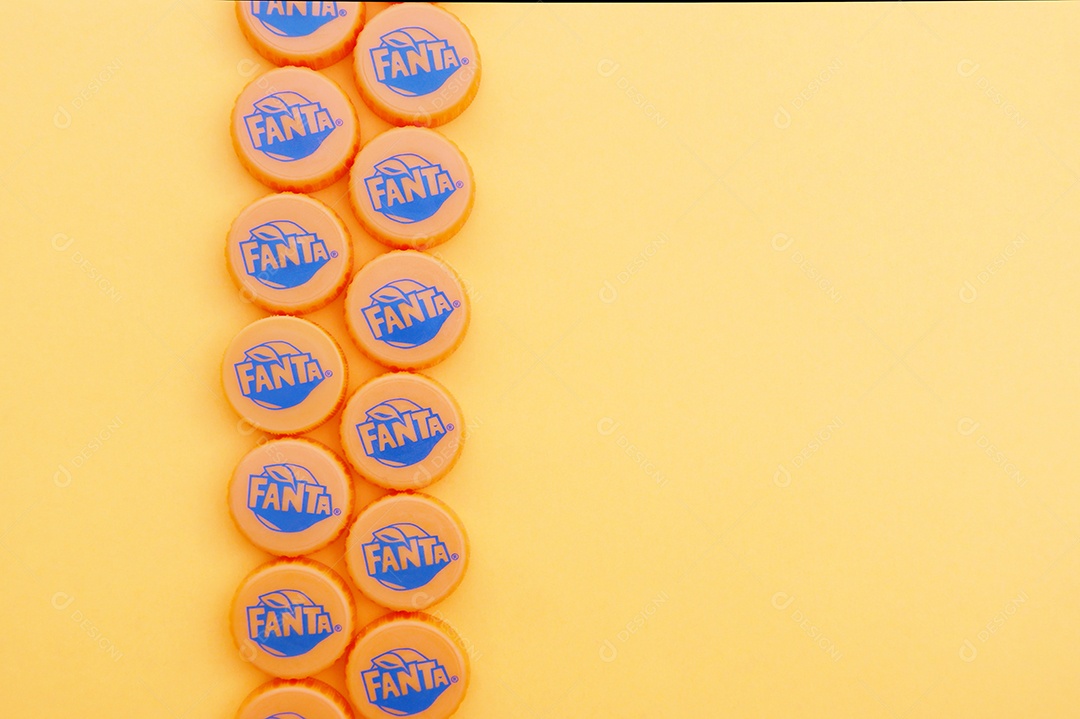 Tampa de garrafa pet de fanta