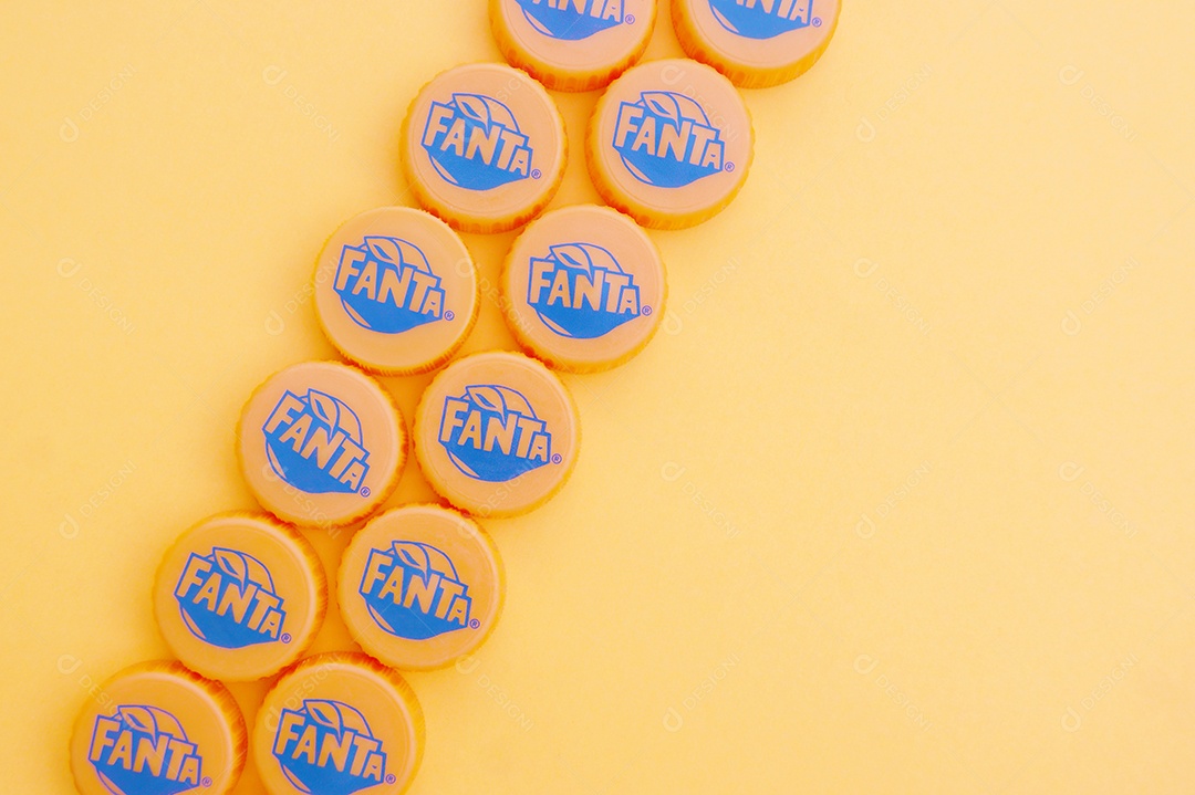 Tampa de garrafa pet de fanta