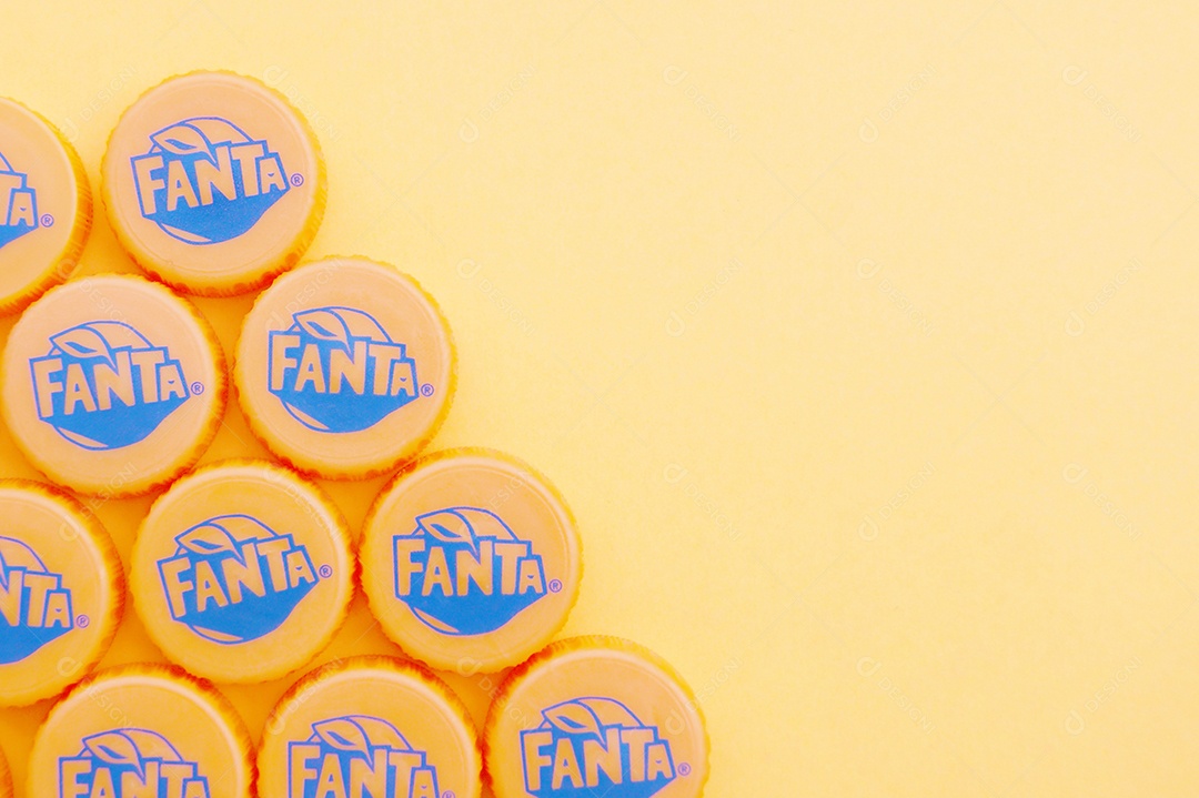 Tampas de refrigerante fanta