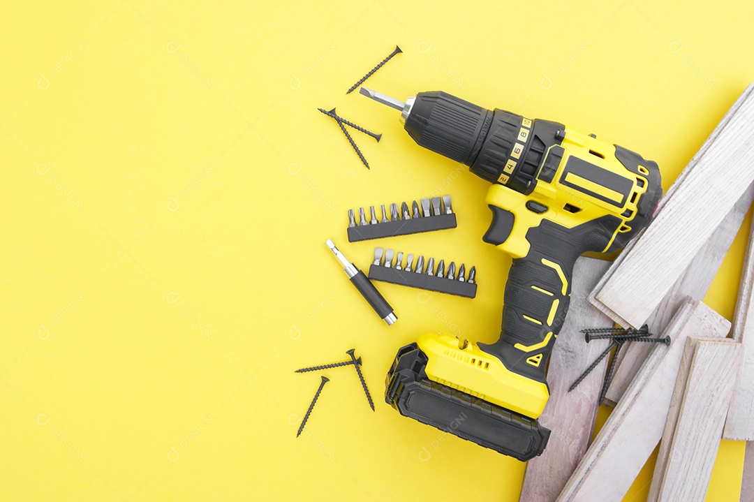 Parafusadeira preta e amarela