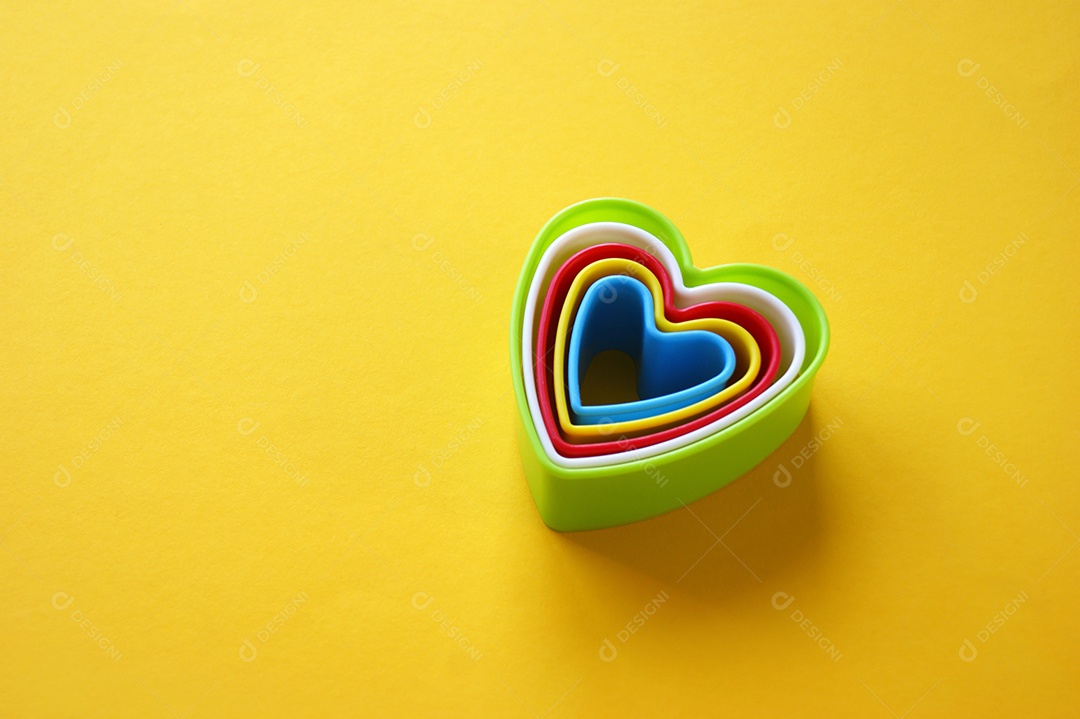 Formas de coração de plástico