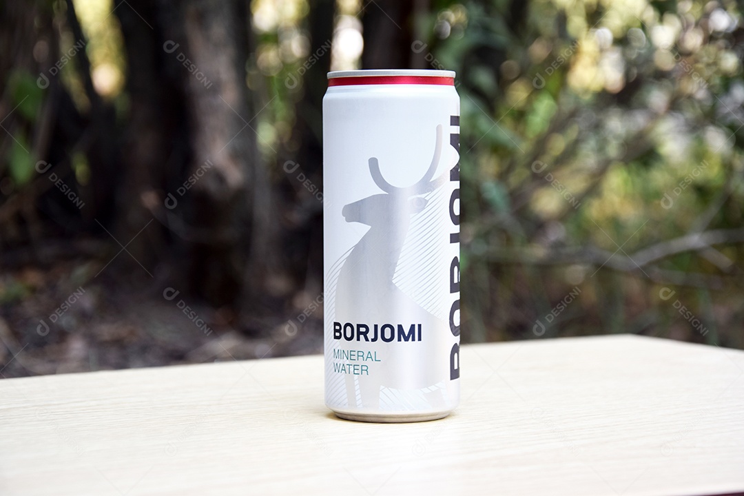 Água borjomi mineral