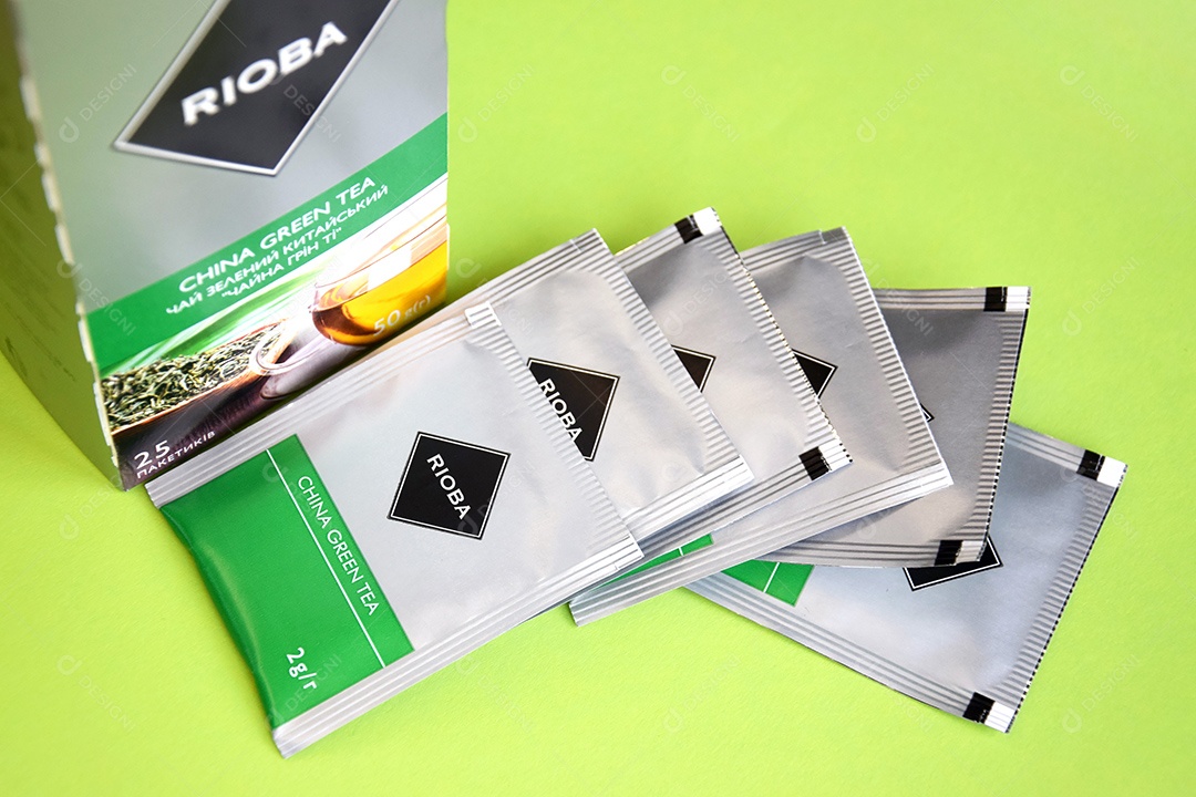 Sachês de chá Rioba preto e verde