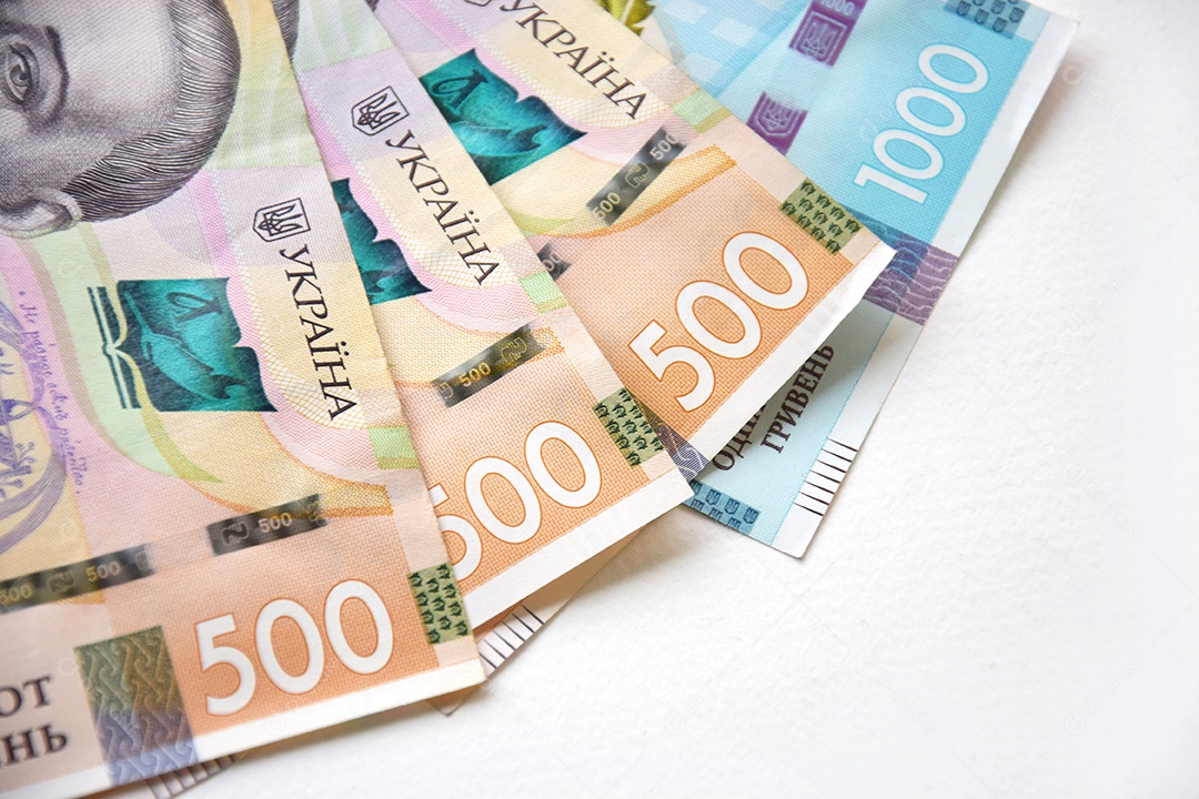 Novas notas com valor nominal de 500 e 1000 hryvnia