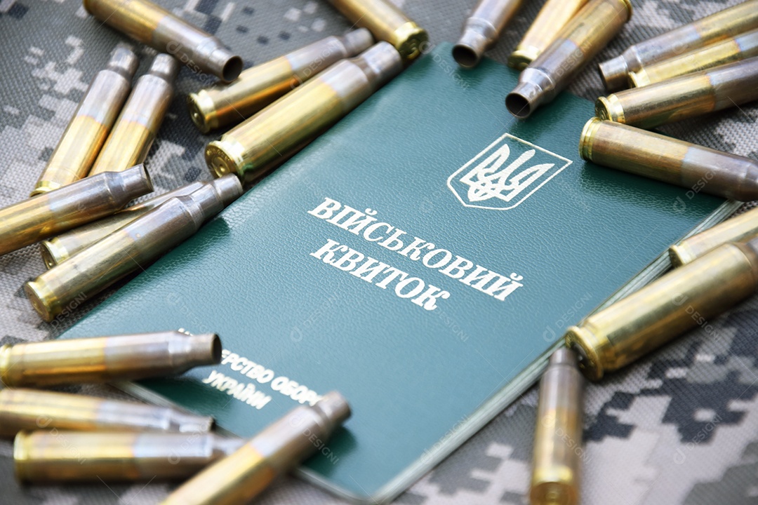 Cartuchos e identidade militar