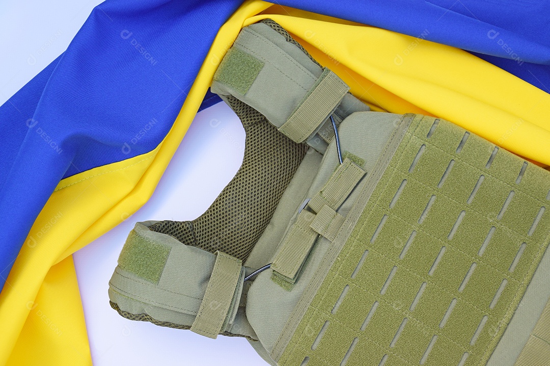 Bandeira da Ucrânia com colete em cima