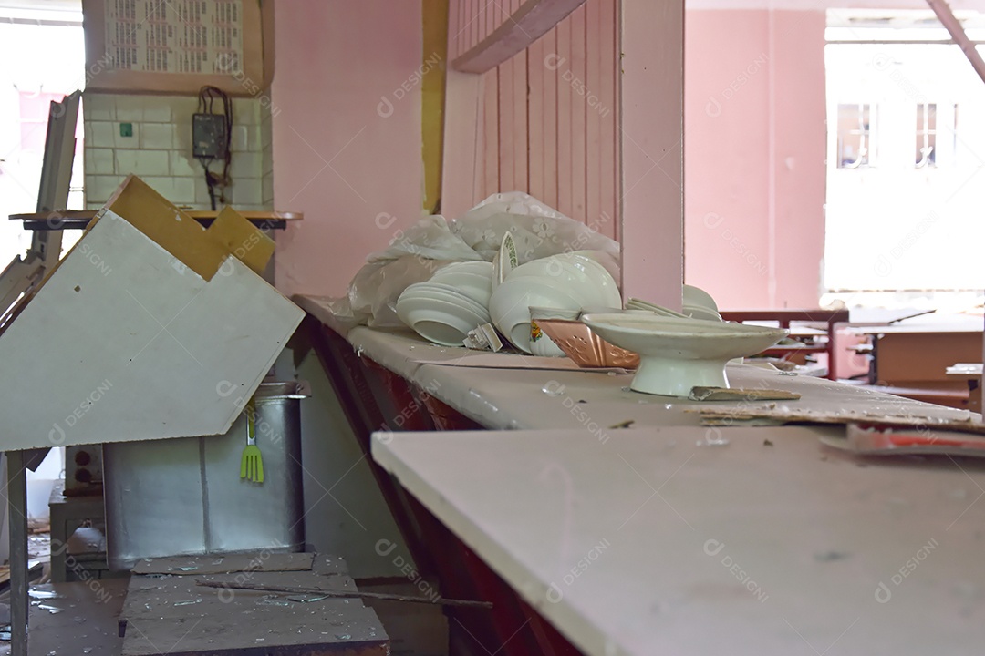 Imóvel detonado por guerra na Ucrânia