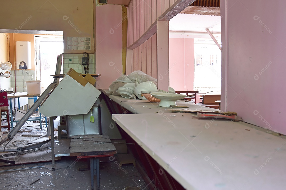 Imóvel detonado por guerra na Ucrânia