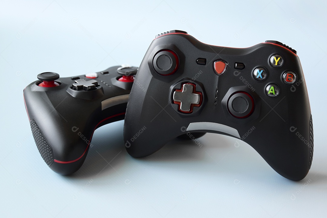 Controle sem fio para videogame sobre fundo azul