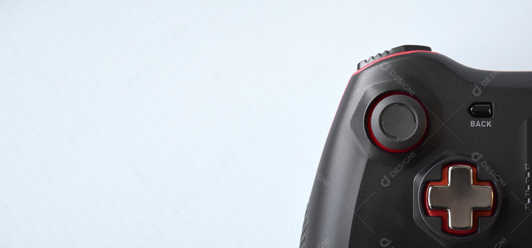 Controles de videogame preto sobre fundo azul