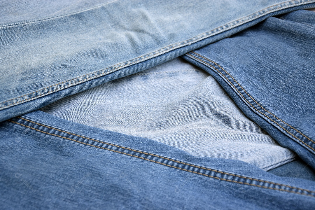 Pernas de calças costura