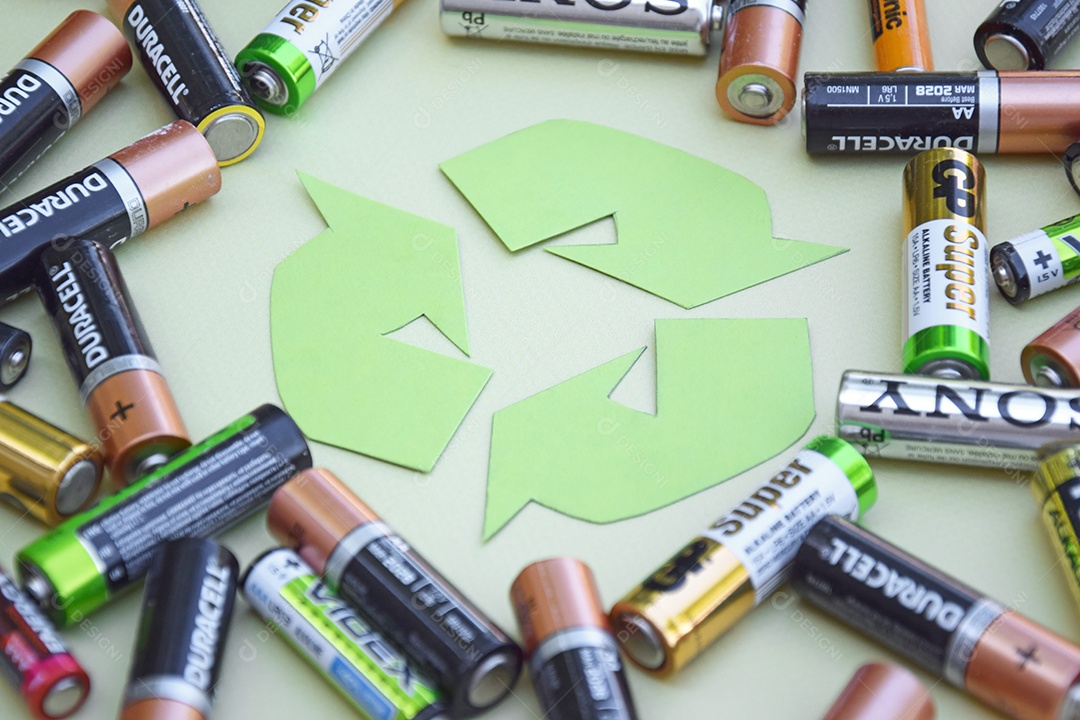 Pilhas usadas e descarte baterias tóxicas para o meio ambiente