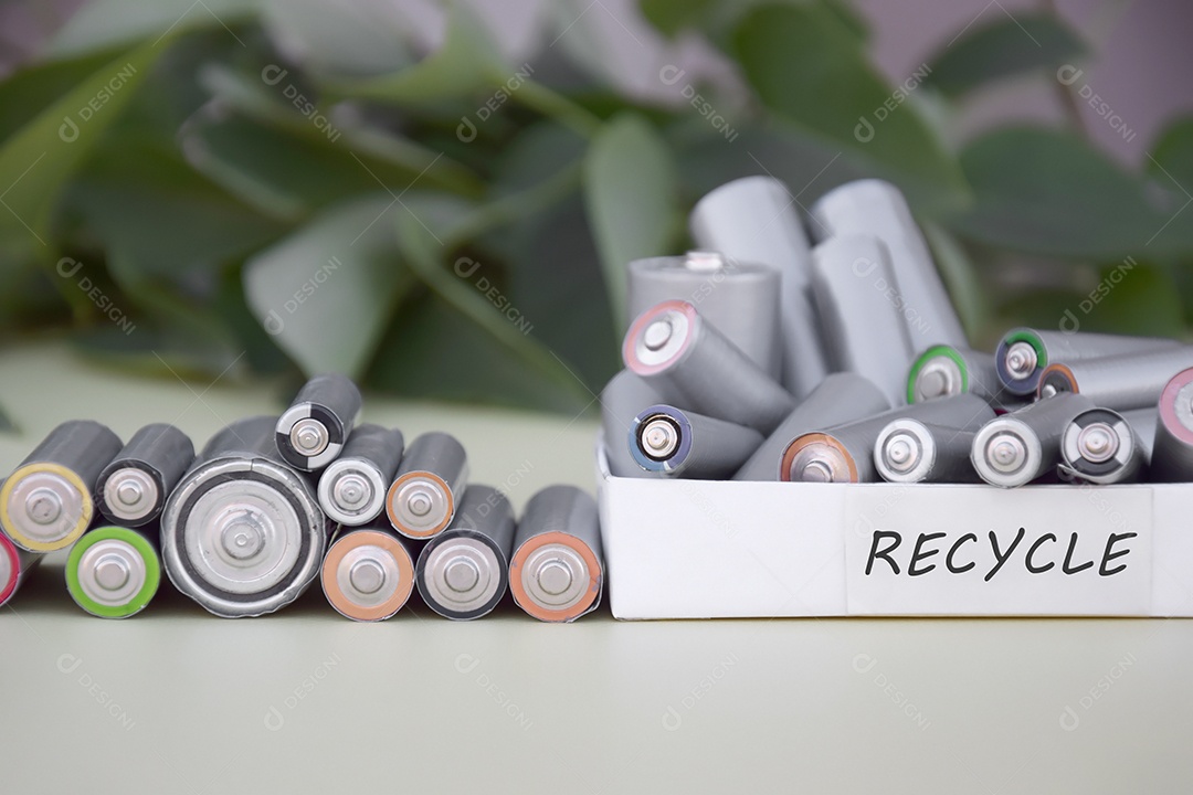 Reciclagem conceito para pilhas