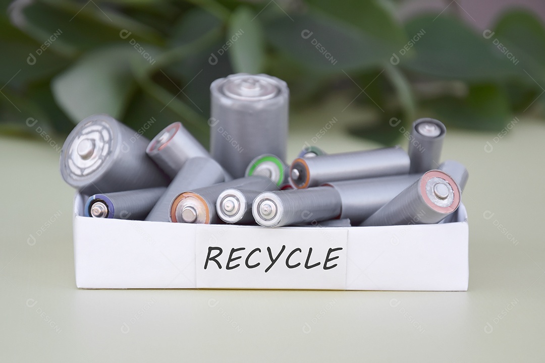 Reciclagem conceito para pilhas