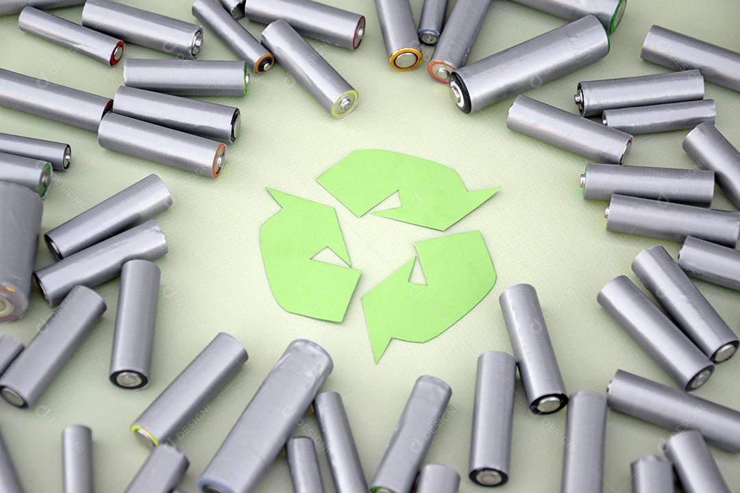 Pilhas usadas e descarte baterias tóxicas para o meio ambiente