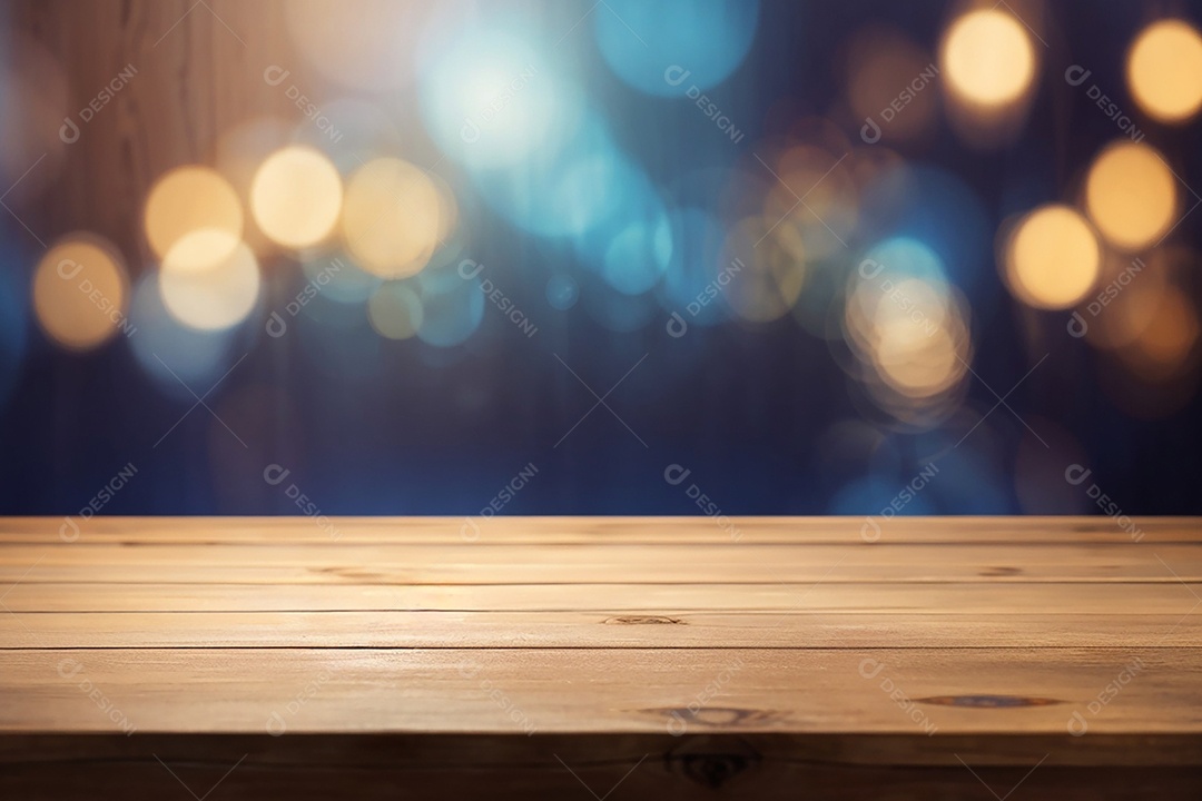 Mesa de madeira vazia fundo claro desfocado
