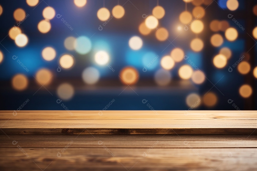 Mesa de madeira vazia fundo claro desfocado