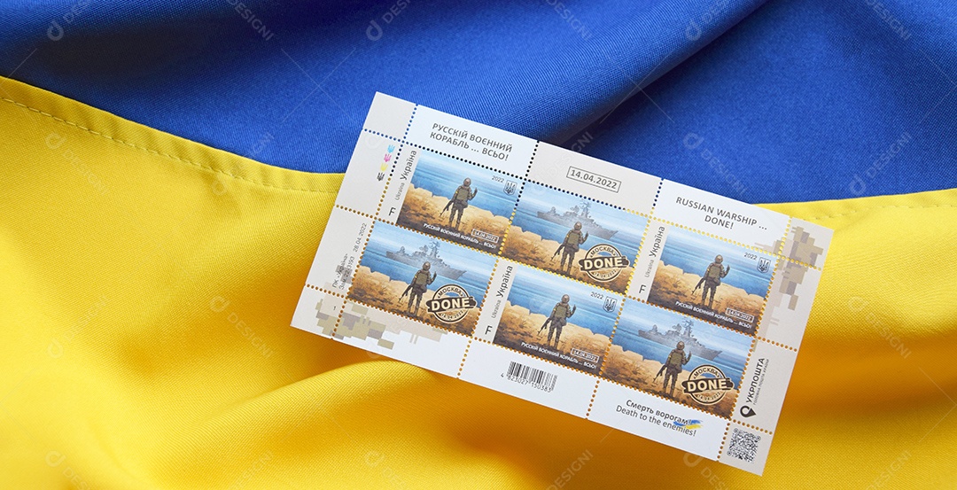 Edição limitada do selo postal sobre fundo bandeira ucraniano