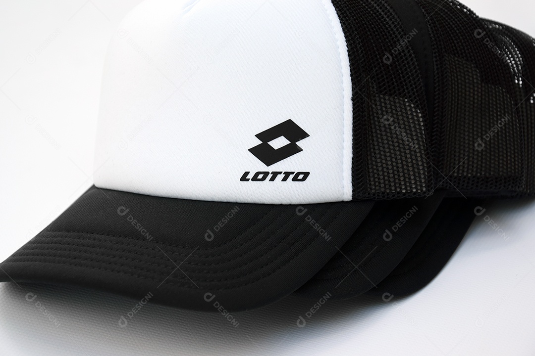 Bonés bonitos esportivos da marca Lotto