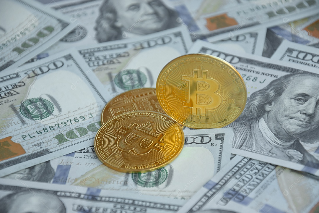 Dólar americano e moeda Bitcoin de dinheiro digital juntos